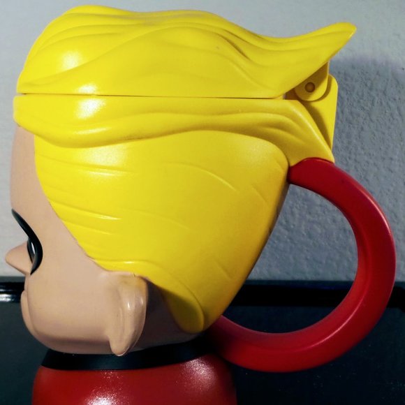 Disney Collectible The Incredibles Flip-top Mug, - Picture 2 of 12